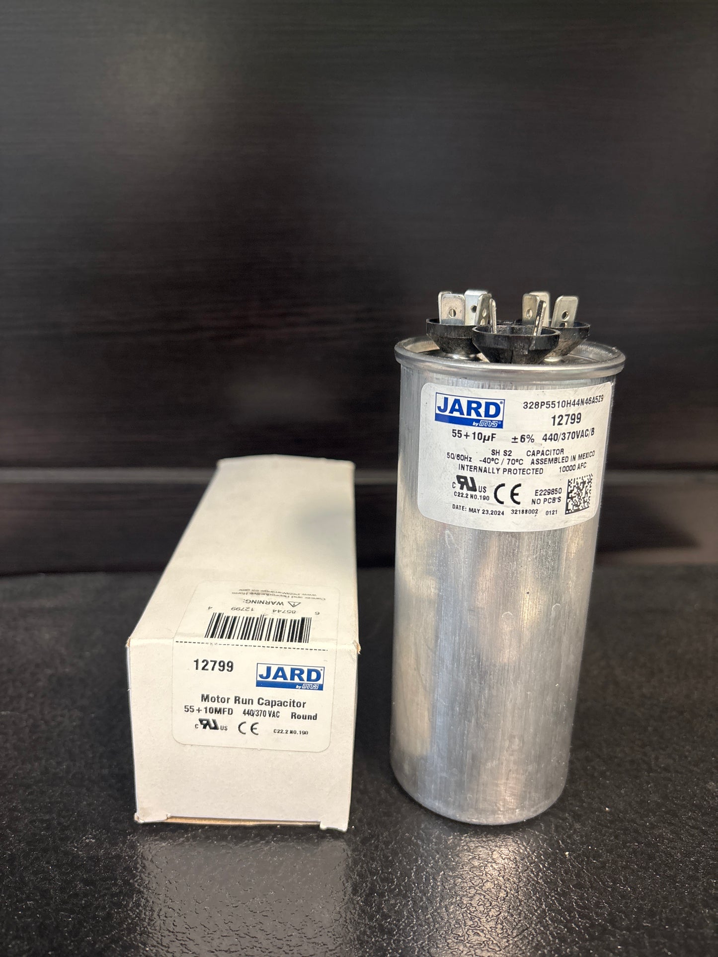 55/10uF 440 VAC Capacitor Round